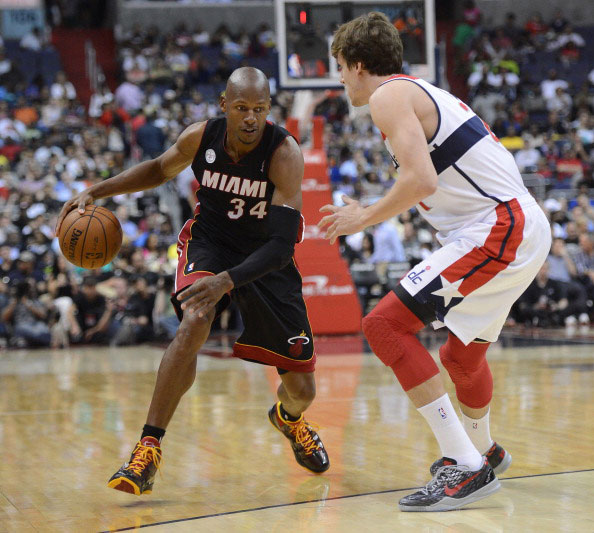 球迷们再一 球迷们再一