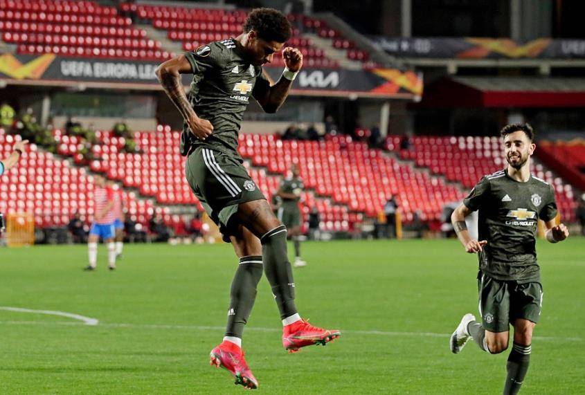 不仅展现出 不仅展现出