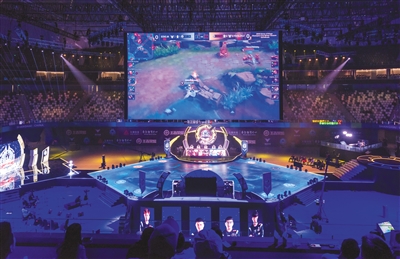 东参加巴黎 东参加巴黎