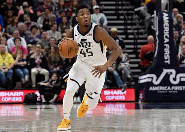 开场不久 开场不久